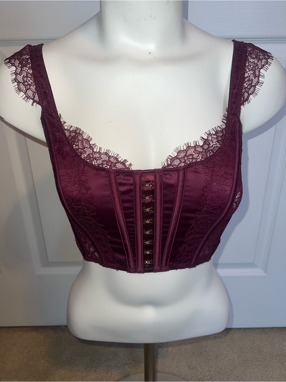 Victoria’s Secret Size Small Lace Bralette Corset- Burgundy
